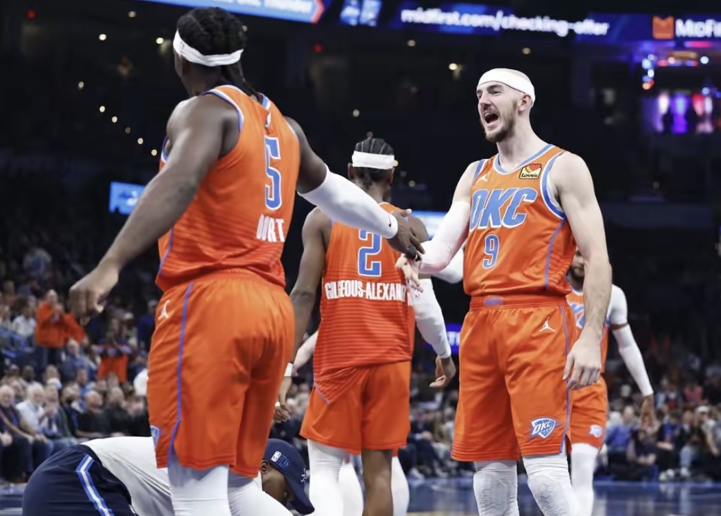 爱游戏体育-关于集结日葡萄牙体育备战NBA季后赛，再遭质疑细节曝光，气氛紧张，团队化学反应显著的信息